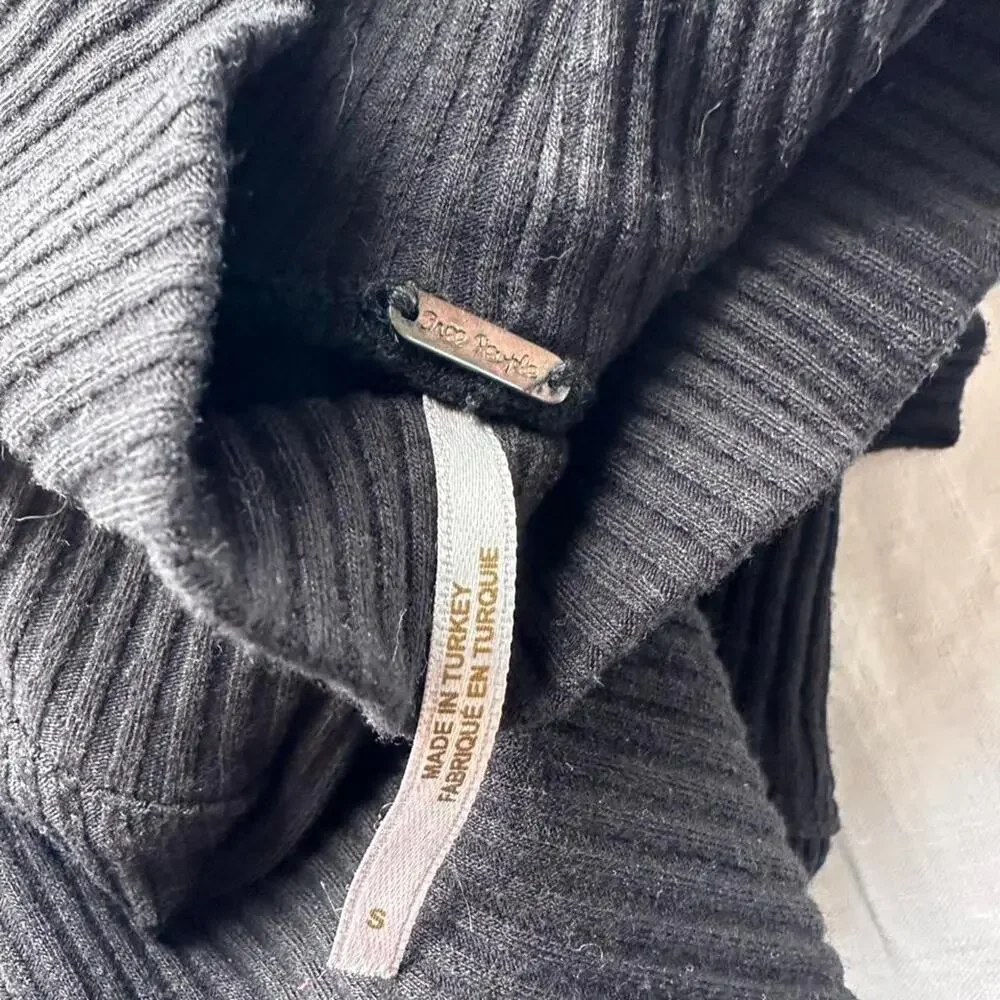 Black ribbed knit mock neck